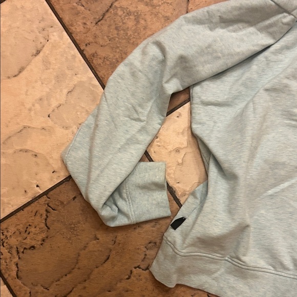 Patagonia Light Gray Hoodie with Bicycle Graphic - Picture 13 of 16